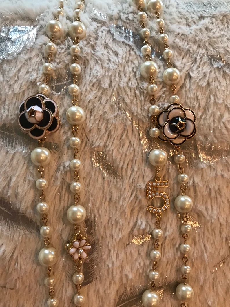 floral pearl necklaces with camellia CC